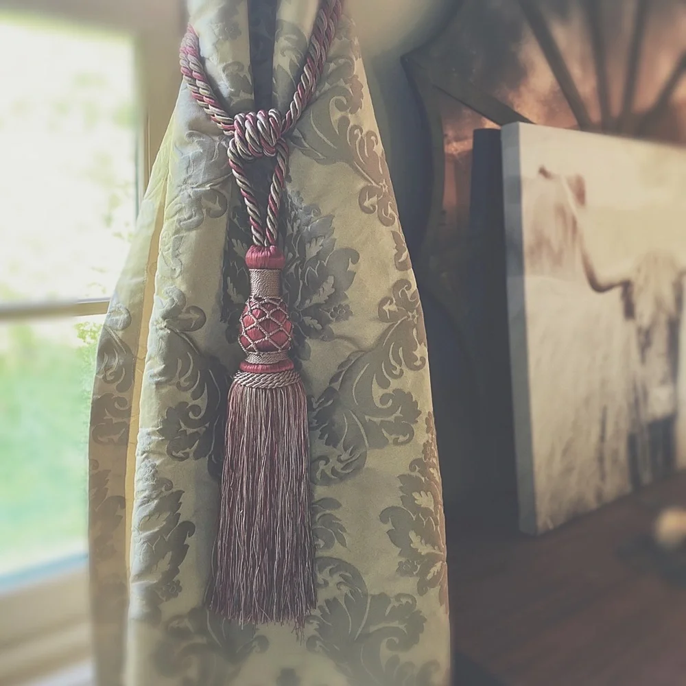 Set of 2 Ornate Chunky Decorative Tassels Furniture Ornaments Rustic Home Decor